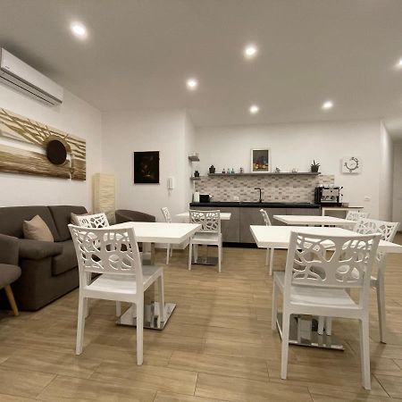 Il Giardino Nascosto Bed & Breakfast Portopalo Di Capo Passero Dış mekan fotoğraf