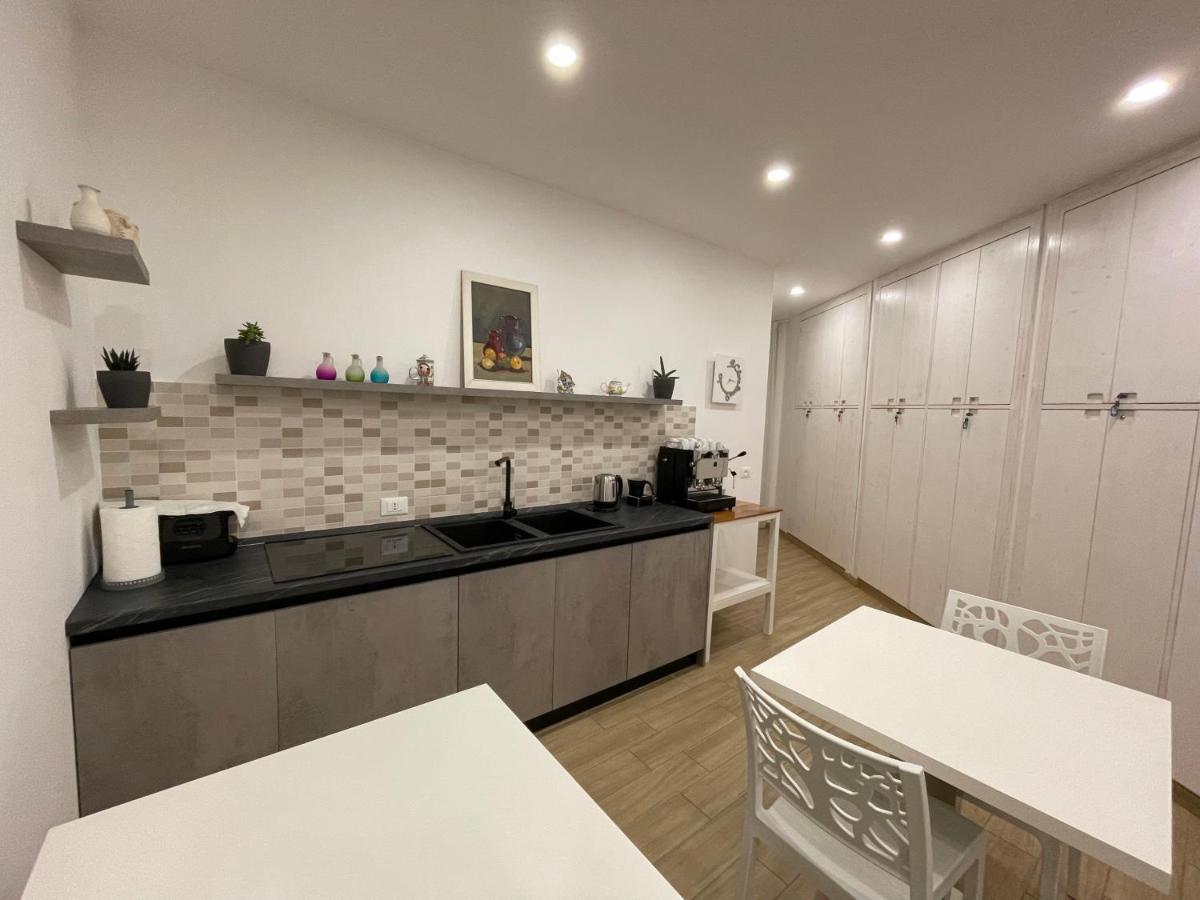 Il Giardino Nascosto Bed & Breakfast Portopalo Di Capo Passero Dış mekan fotoğraf