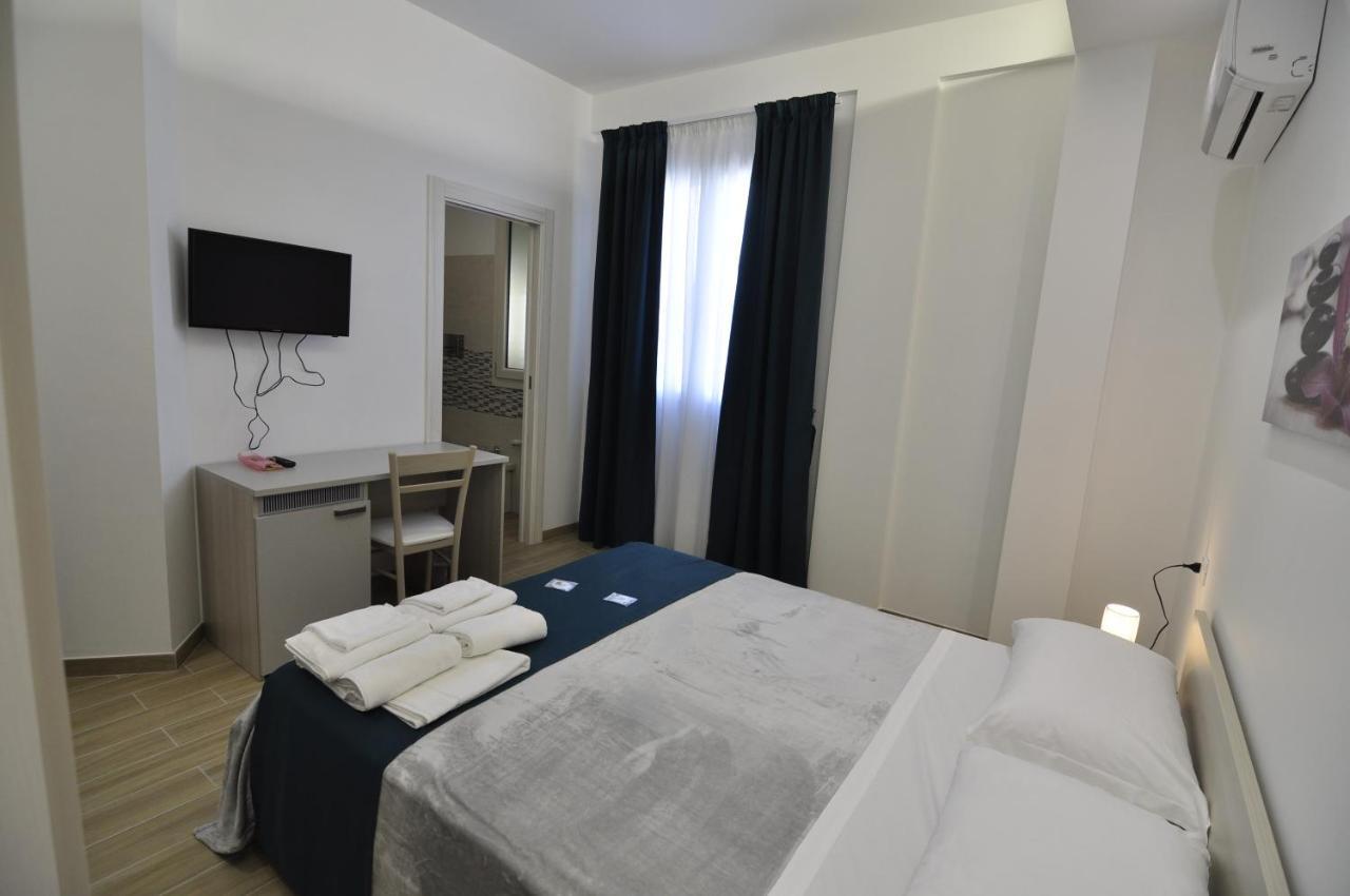 Il Giardino Nascosto Bed & Breakfast Portopalo Di Capo Passero Dış mekan fotoğraf