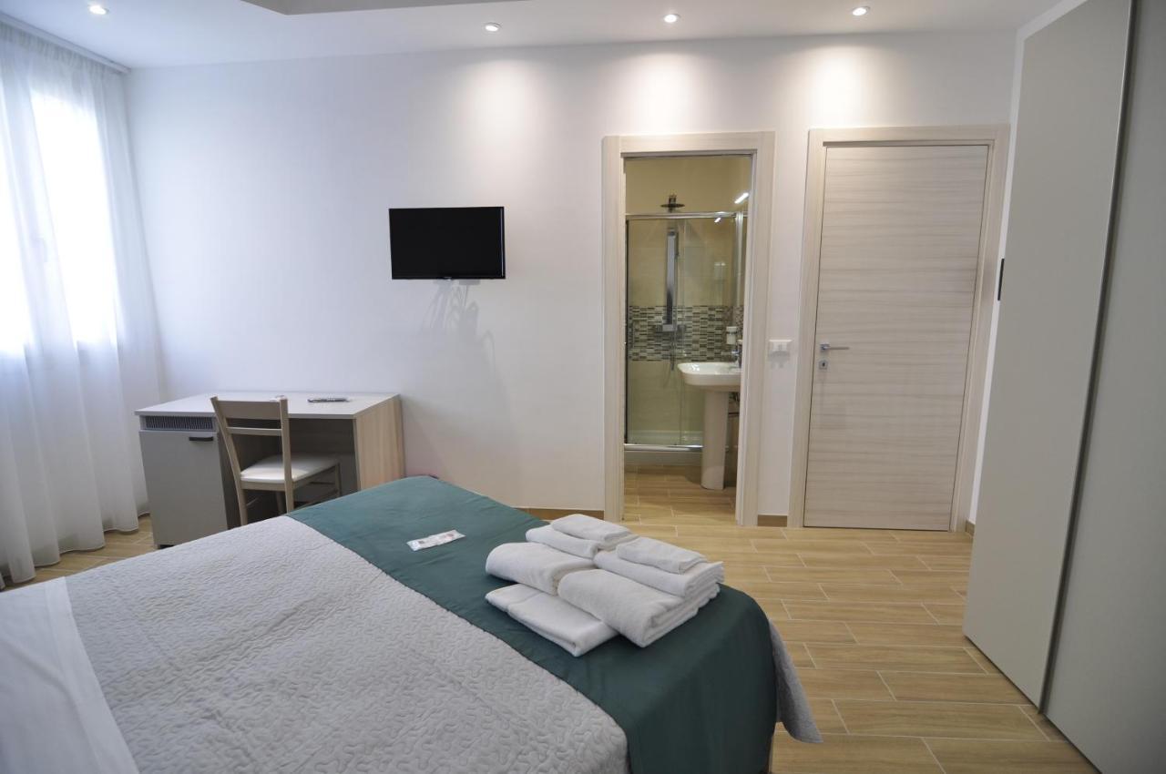 Il Giardino Nascosto Bed & Breakfast Portopalo Di Capo Passero Dış mekan fotoğraf